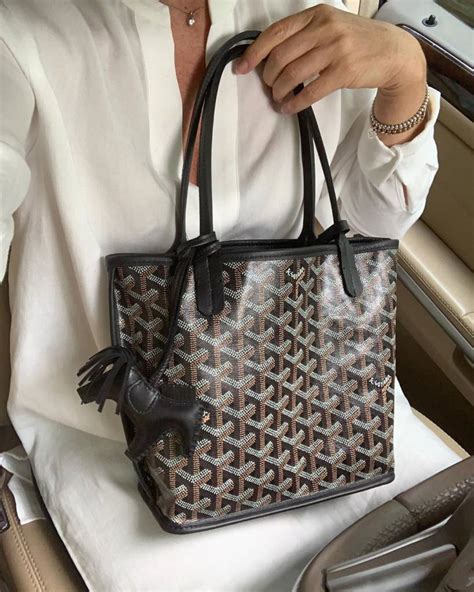 goyard paris price|goyard tote price guide.